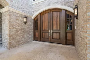 1423 Hillview Dr, Sarasota, FL 34239 - Photo 15