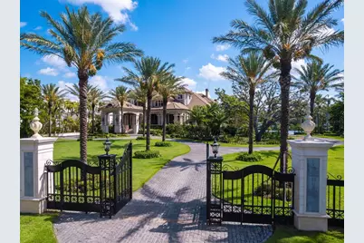 1423 Hillview Drive, Sarasota, FL 34239 - Photo 11