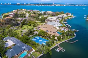 1423 Hillview Dr, Sarasota, FL 34239 - Photo 5