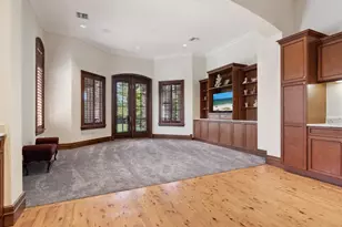 1423 Hillview Dr, Sarasota, FL 34239 - Photo 51