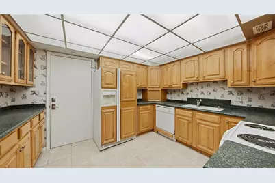 2301 Gulf Of Mexico Drive #43N, Longboat Key, FL 34228 - Photo 15