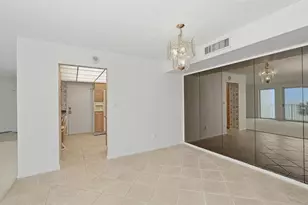 2301 Gulf of Mexico Dr, Longboat Key, FL 34228 - Photo 17