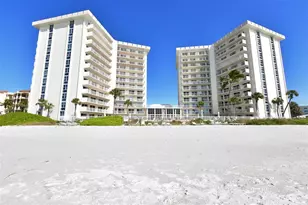 2301 Gulf of Mexico Dr, Longboat Key, FL 34228 - Photo 31