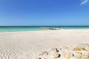 2301 Gulf of Mexico Dr, Longboat Key, FL 34228 - Photo 33