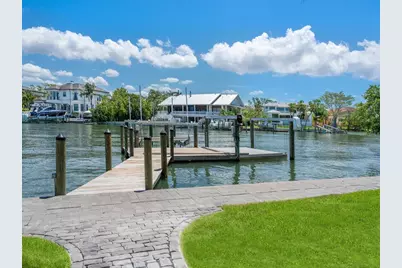 1435 Hillview Drive, Sarasota, FL 34239 - Photo 7