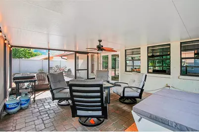 5753 Colonial Oaks Boulevard, Sarasota, FL 34232 - Photo 33