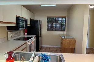 5547 Ashton Lake Dr, Sarasota, FL 34231 - Photo 11