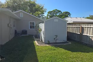 1411 29th St W, Bradenton, FL 34205 - Photo 31