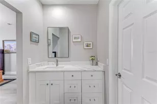 5401 Cafrey Pl, Apollo Beach, FL 33572 - Photo 27