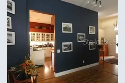 4062 Westbourne Circle, Sarasota, FL 34238 - Photo 9