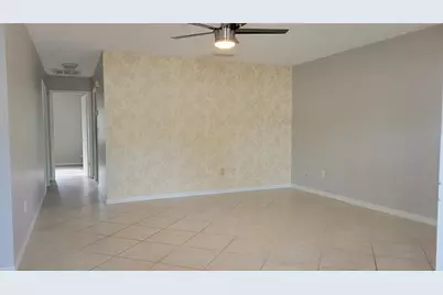 1102 Halton Court #1102, Sun City Center, FL 33573 - Photo 5