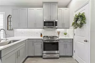 8252 Shooting Star Rd, Sarasota, FL 34241 - Photo 15