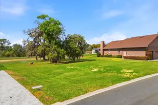 5320 Bloomfield Blvd, Lakeland, FL 33810 - Photo 7