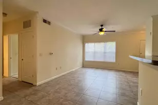 4802 51st Street W, Bradenton, FL 34210 - Photo 9