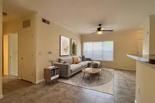 4802 51st Street W, Bradenton, FL 34210 - Photo 5