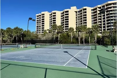 1095 Gulf Of Mexico Drive #104, Longboat Key, FL 34228 - Photo 33