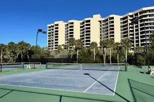 1095 Gulf of Mexico Dr, Longboat Key, FL 34228 - Photo 33