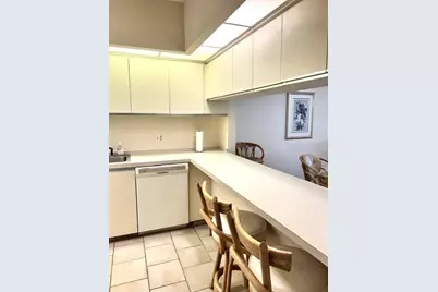 1095 Gulf Of Mexico Drive #104, Longboat Key, FL 34228 - Photo 7