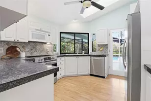 4301 Brackenwood Ct, Sarasota, FL 34232 - Photo 39