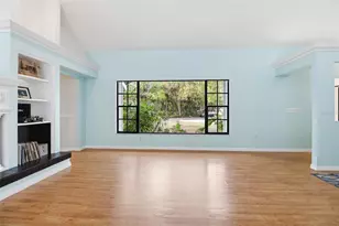 4301 Brackenwood Ct, Sarasota, FL 34232 - Photo 11