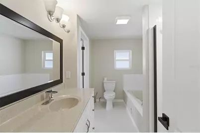 203 48th Avenue Drive W, Bradenton, FL 34207 - Photo 13