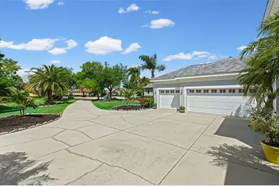 7517 Coventry Court, Lakewood Ranch, FL 34202 - Photo 5