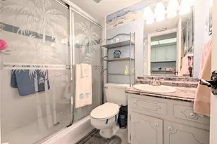 3624 Lake Bayshore Dr, Bradenton, FL 34205 - Photo 19