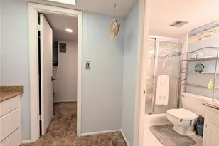 3624 Lake Bayshore Dr, Bradenton, FL 34205 - Photo 21