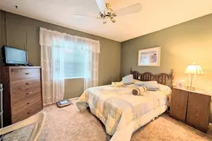 3624 Lake Bayshore Dr, Bradenton, FL 34205 - Photo 7