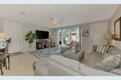 1585 Dorgali Drive, Sarasota, FL 34238 - Photo 7