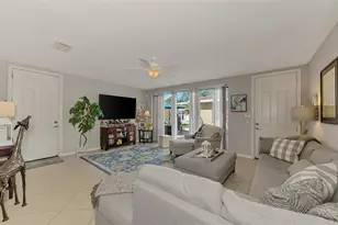 1585 Dorgali Dr, Sarasota, FL 34238 - Photo 7