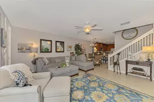 1585 Dorgali Dr, Sarasota, FL 34238 - Photo 9