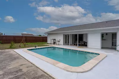 821 Silver Springs Terrace NW, Port Charlotte, FL 33948 - Photo 25