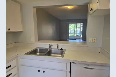 6328 7th Avenue W #6328, Bradenton, FL 34209 - Photo 3