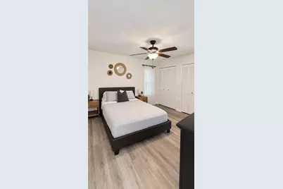2343 Eugene Street, Sarasota, FL 34231 - Photo 19
