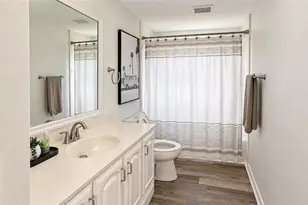 2343 Eugene St, Sarasota, FL 34231 - Photo 15