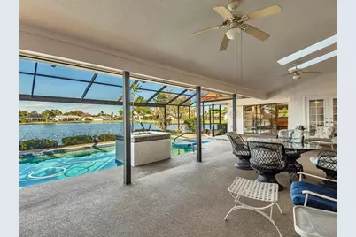 6821 Country Lakes Circle, Sarasota, FL 34243 - Photo 39