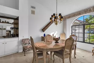 6821 Country Lakes Cir, Sarasota, FL 34243 - Photo 7