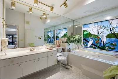 6821 Country Lakes Circle, Sarasota, FL 34243 - Photo 23