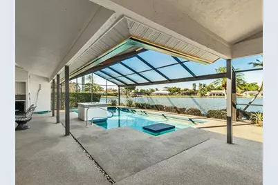 6821 Country Lakes Circle, Sarasota, FL 34243 - Photo 37