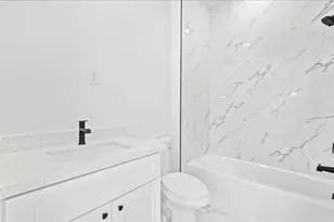 1323/1325 NE 8th Pl, Cape Coral, FL 33909 - Photo 19