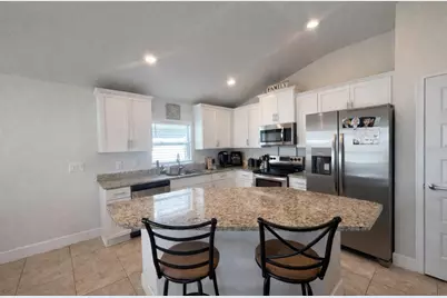 14529 Scottburgh Glen Drive, Wimauma, FL 33598 - Photo 3