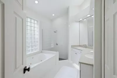 7904 Hampton Court, University Park, FL 34201 - Photo 19