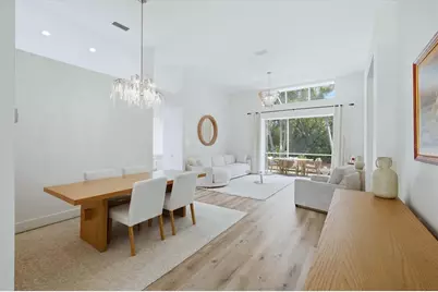 7904 Hampton Court, University Park, FL 34201 - Photo 5