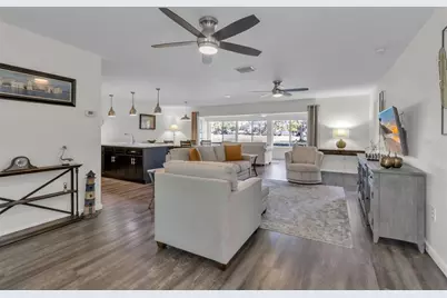 5519 Palm Aire Drive, Sarasota, FL 34243 - Photo 9