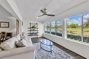 5519 Palm Aire Dr, Sarasota, FL 34243 - Photo 3