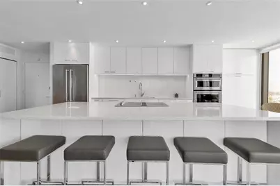 707 S Gulfstream Avenue #802, Sarasota, FL 34236 - Photo 11