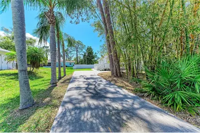 1581 Royal Road, Venice, FL 34293 - Photo 37