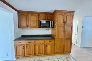 605 Barnes Pkwy, Nokomis, FL 34275 - Photo 11