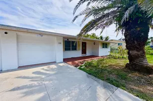 605 Barnes Pkwy, Nokomis, FL 34275 - Photo 3